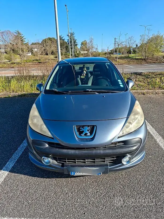 Usata Peugeot 207 Sport 73 CV (53 kW) 2009 Grigio Berlina