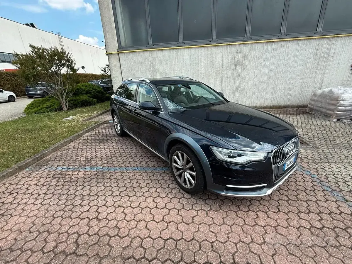 Usata Audi A6 Allroad 245 CV (180 kW) 2014 Blu Station wagon
