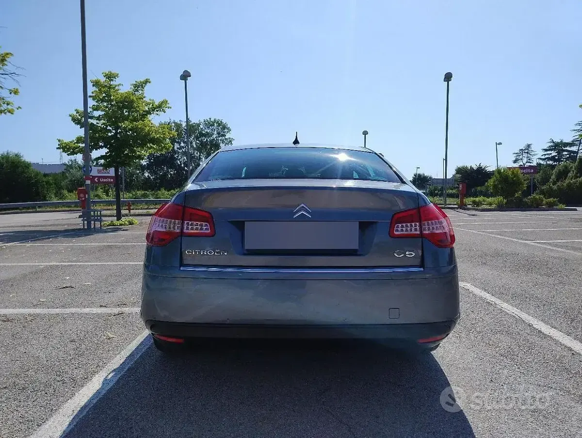 Usata Citroën C5 Exclusive 170 CV (125 kW) 2009 Grigio Berlina