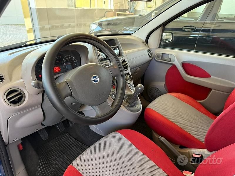 Usata Fiat Panda 4x4 Climbing 60 CV (44 kW) 2005 Blu/azzurro Utilitaria