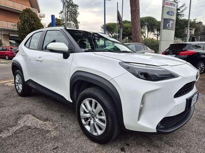 Usata Toyota Yaris Cross Active 92 CV (67 kW) 2024 Bianco SUV
