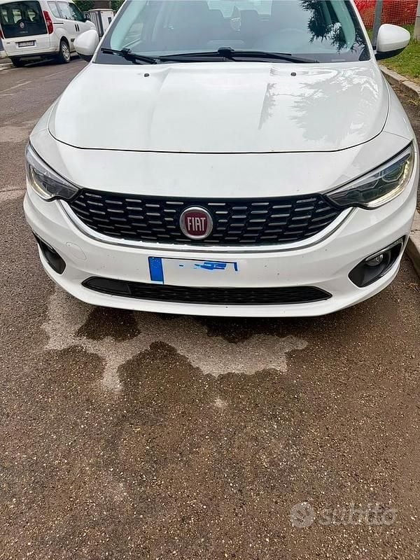 Usata Fiat Tipo 95 CV (69 kW) 2019 Bianco Berlina