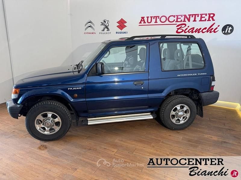 Usata Mitsubishi Pajero Top 99 CV (72 kW) 2000 Blu SUV