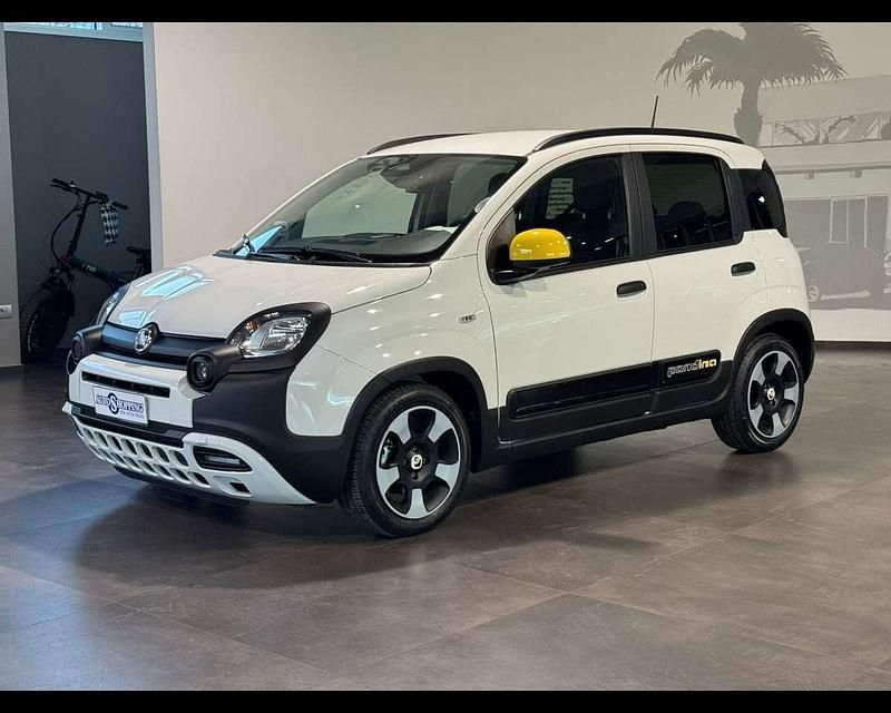 Bianco Usata 2025 Fiat Panda S Tre volumi | 12.950 € (Buon prezzo) - Immagine 1/4