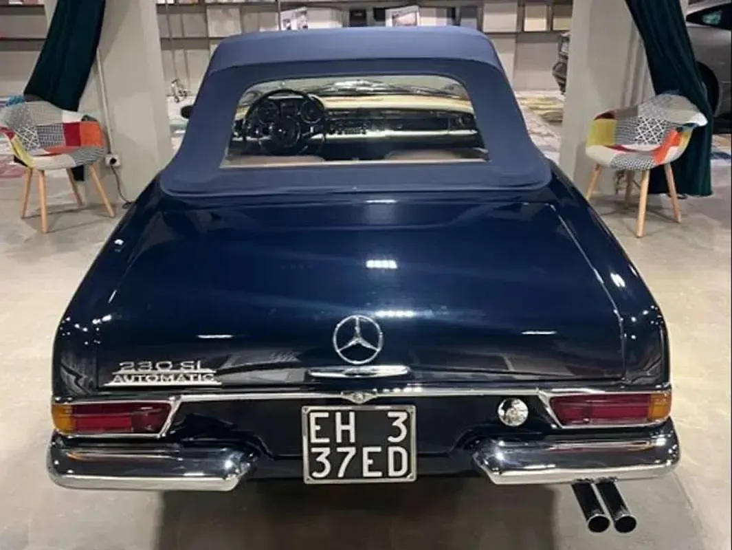 Usata Mercedes 230 110 CV (80 kW) 1964 Blu/azzurro Cabrio