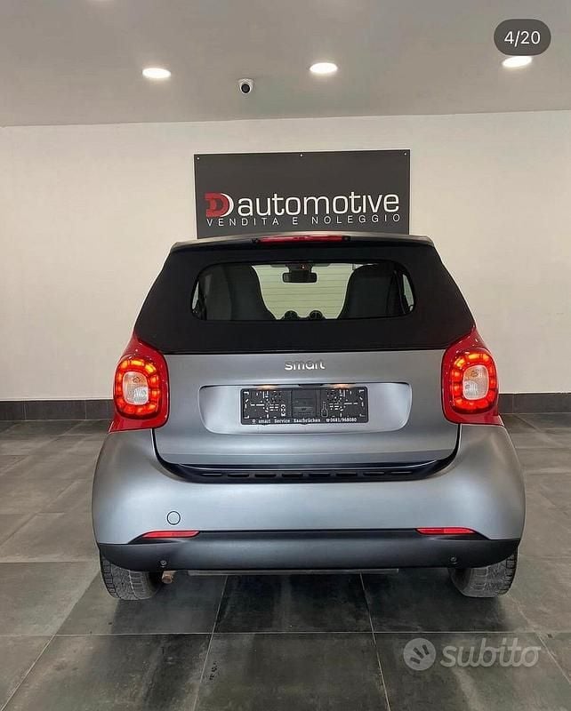 Usata Smart ForTwo Cabrio Prime 90 CV (66 kW) 2016 Grigio Cabrio