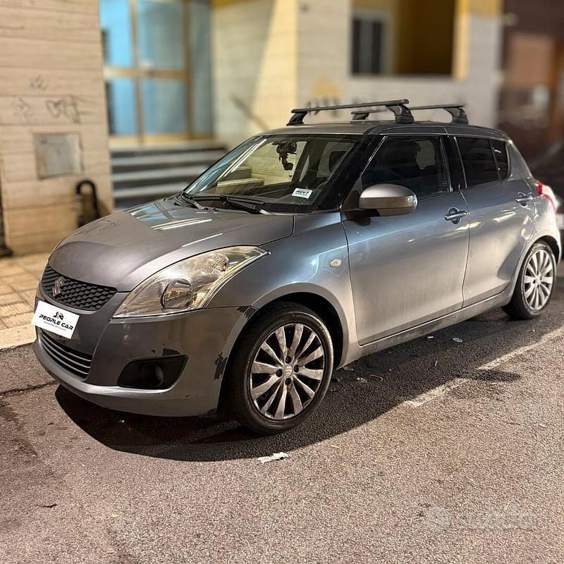 Usata Suzuki Swift 94 CV (69 kW) 2010 Grigio Utilitaria