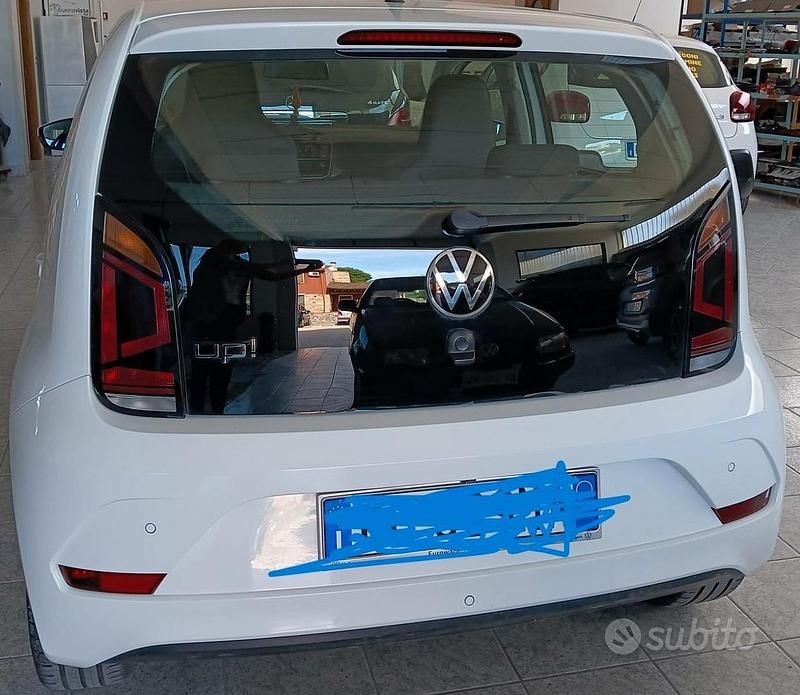 Usata VW up! Move 60 CV (44 kW) 2020 Bianco Utilitaria