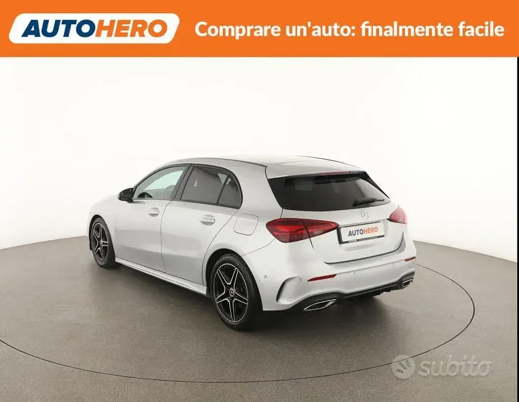Usata Mercedes A180 AMG Line Premium 116 CV (85 kW) 2023 Grigio Berlina