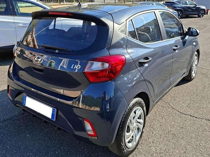 Usata Hyundai i10 Advanced Plus 67 CV (49 kW) 2022 Aurora grey Utilitaria