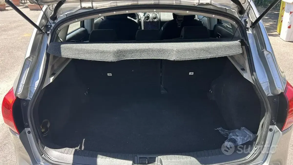 Usata Nissan Qashqai 117 CV (86 kW) 2010 Grigio SUV