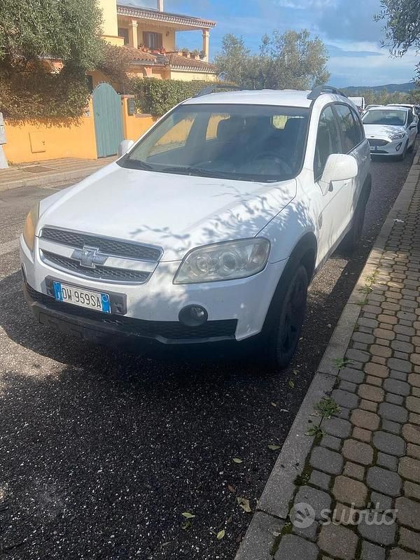 Usata Chevrolet Captiva 2009 Bianco SUV