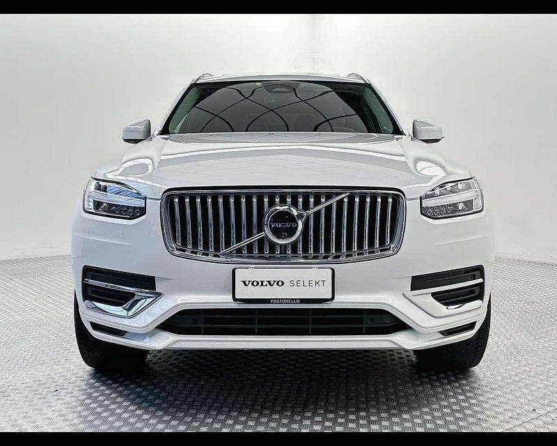 Usata Volvo XC90 Plus 235 CV (172 kW) 2024 Crystal white SUV