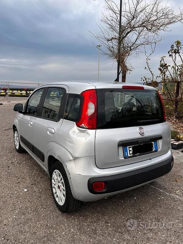 Usata Fiat Panda Pop 69 CV (50 kW) 2014 Grigio Utilitaria