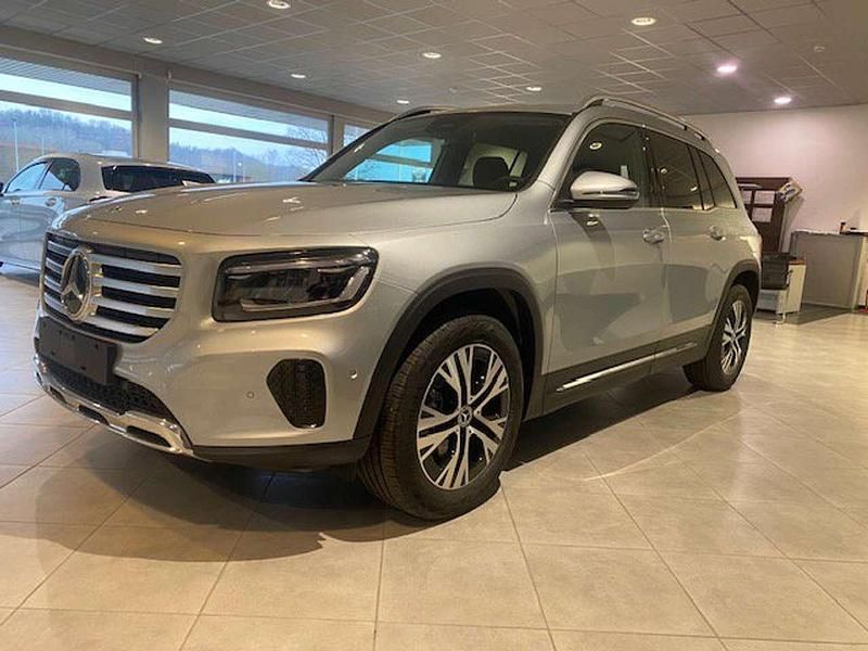 Nuova Mercedes GLB200 Advanced 150 CV (110 kW) 2026 Argento SUV