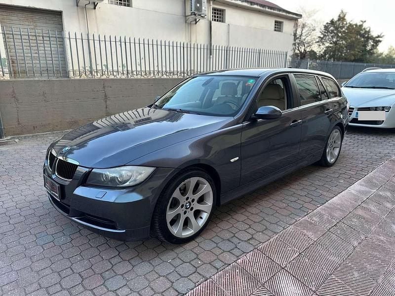 Usata BMW 320 163 CV (119 kW) 2005 Grigio Station wagon