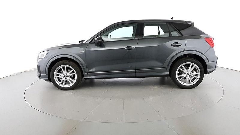 Nuova Audi Q2 S-Line 150 CV (110 kW) 2025 Grigio daytona perlato SUV