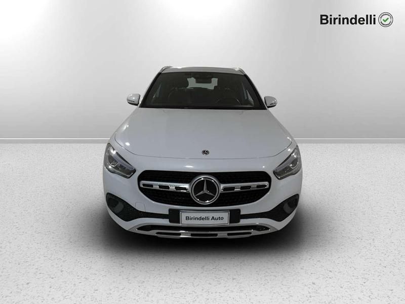Usata Mercedes GLA200 150 CV (110 kW) 2020 Bianco SUV