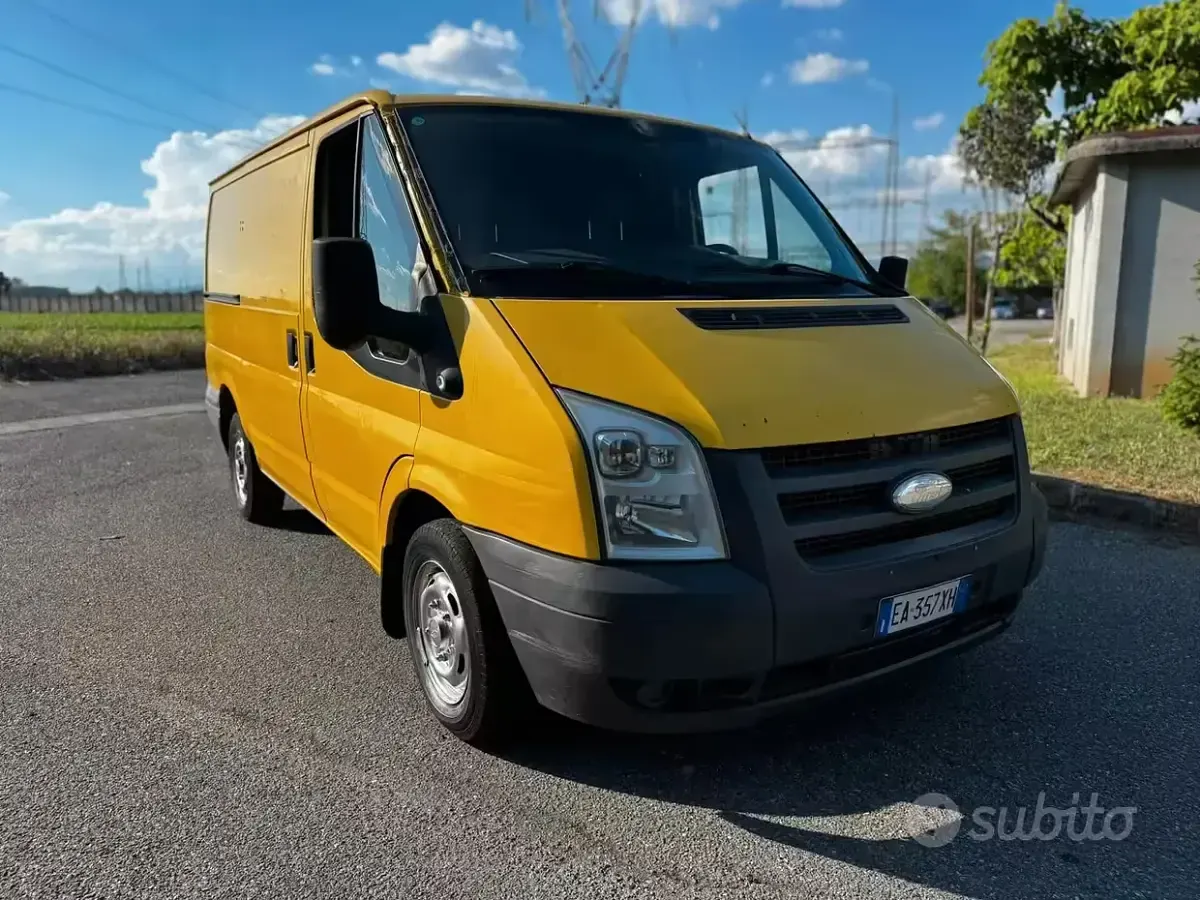 Usata Ford Transit 280S 116 CV (85 kW) 2010 Giallo Monovolume