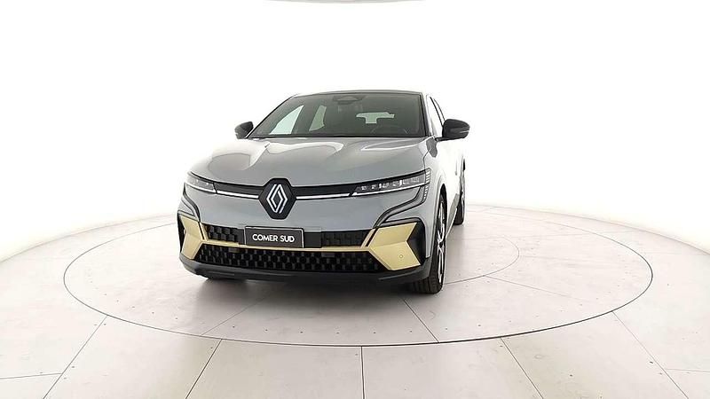 Grigio Usata 2022 Renault Mégane Iconic SUV | 24.900 € (Buon prezzo) - Immagine 1/4