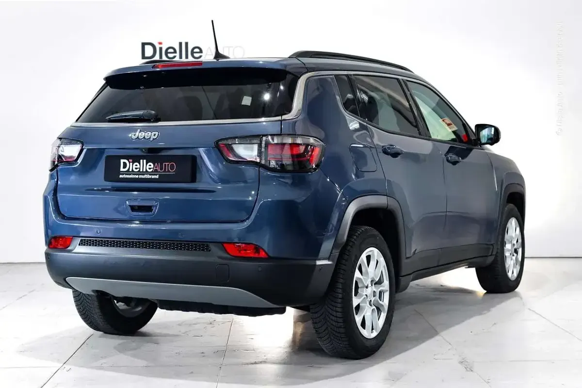 Usata Jeep Compass Limited 131 CV (96 kW) 2024 Blue shade SUV