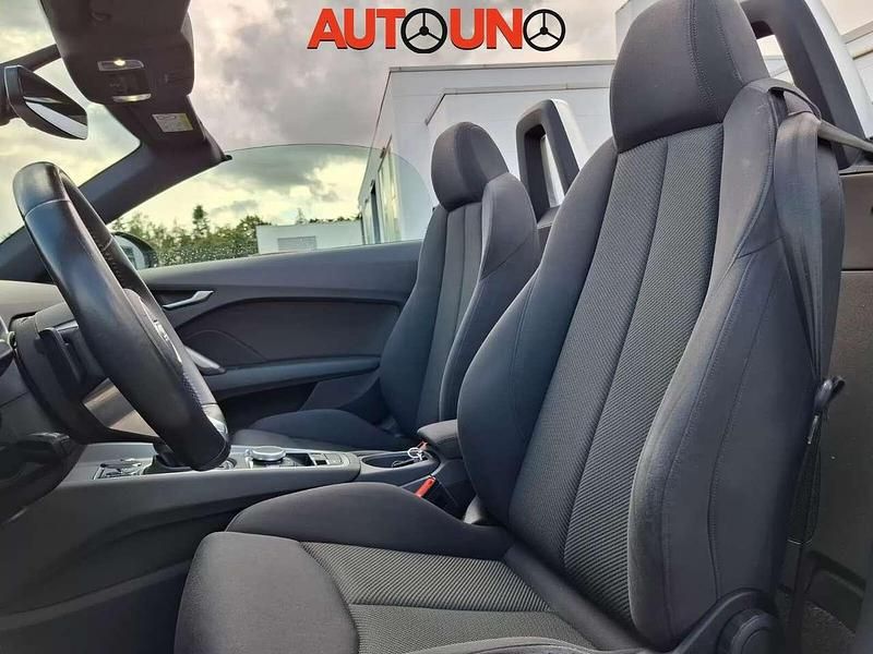 Usata Audi TT Roadster Design 179 CV (131 kW) 2017 Nero Cabrio