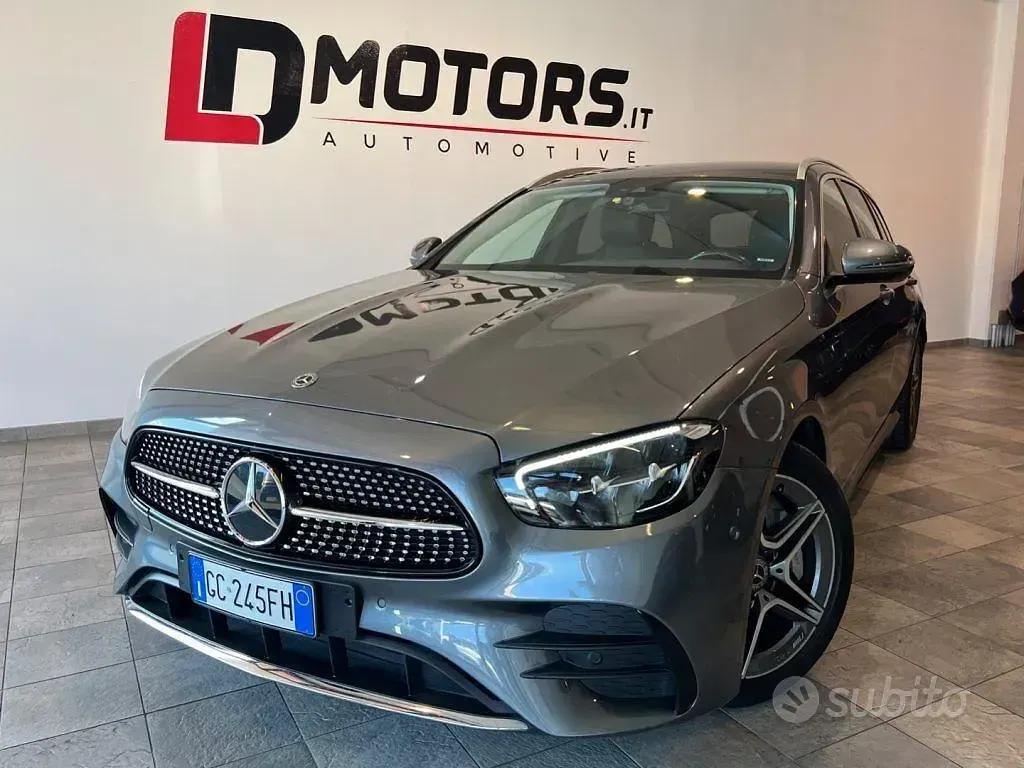 Usata Mercedes E300 Premium 194 CV (142 kW) 2020 Grigio Station wagon