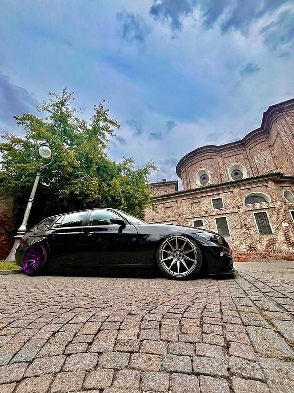 Usata BMW 320 2007 Nero Station wagon