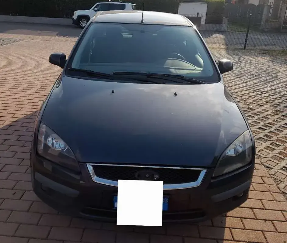 Usata Ford Focus 90 CV (66 kW) 2007 Berlina