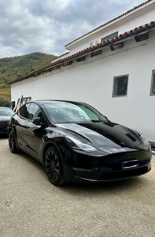 Usata Tesla Model Y Performance 155 kW (211 CV) 2023 SUV