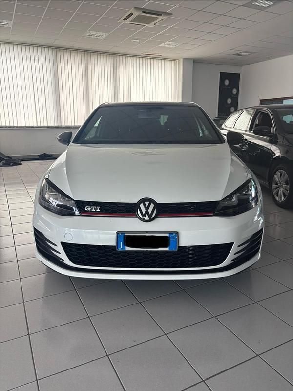 Usata VW Golf VII Business 229 CV (168 kW) 2015 Bianco Berlina