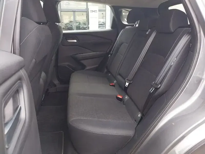 Usata Nissan Qashqai Acenta 140 CV (102 kW) 2021 Grigio SUV