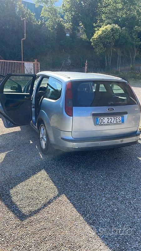 Usata Ford Focus 2006 Blu Station wagon