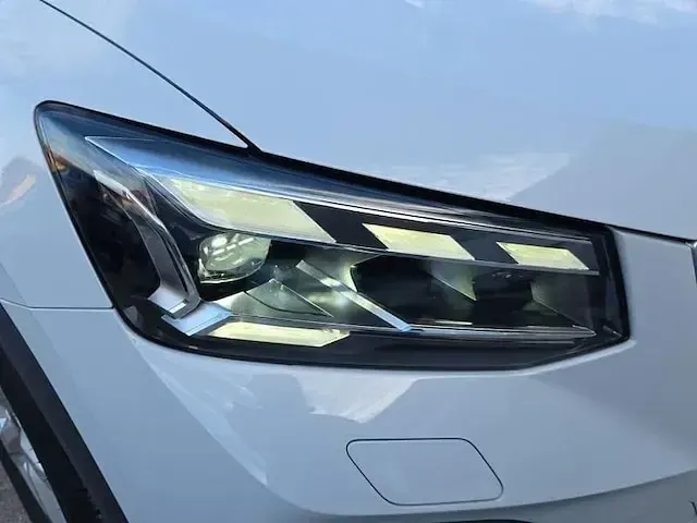Usata Audi Q2 Business 116 CV (85 kW) 2023 Bianco ghiaccio SUV