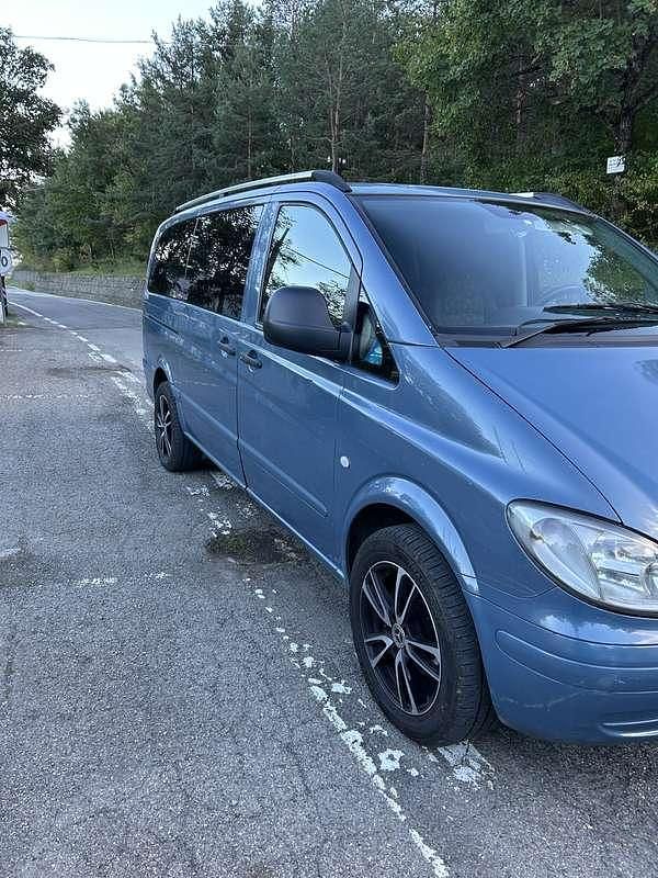 Usata Mercedes Vito 109 CV (80 kW) 2005 Blu/azzurro Furgone