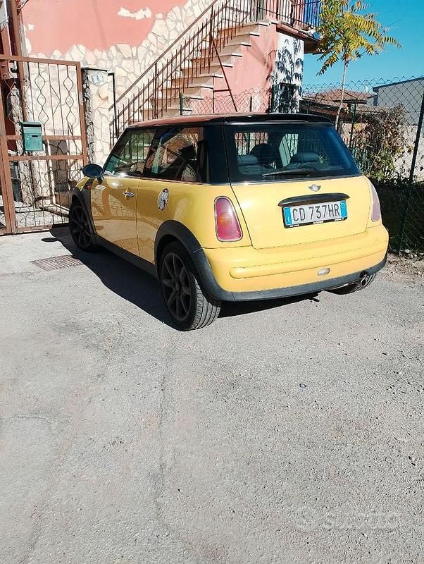 Usata Mini ONE 2003 Giallo Utilitaria