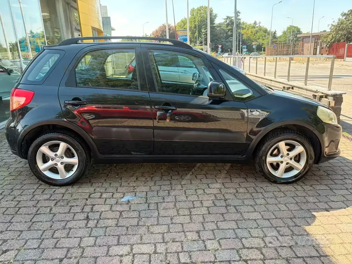 Usata Suzuki SX4 107 CV (78 kW) 2008 Nero SUV