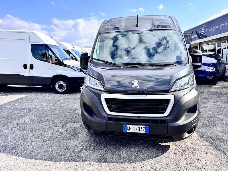 Usata Peugeot Boxer S 140 CV (102 kW) 2021 Grigio Furgone
