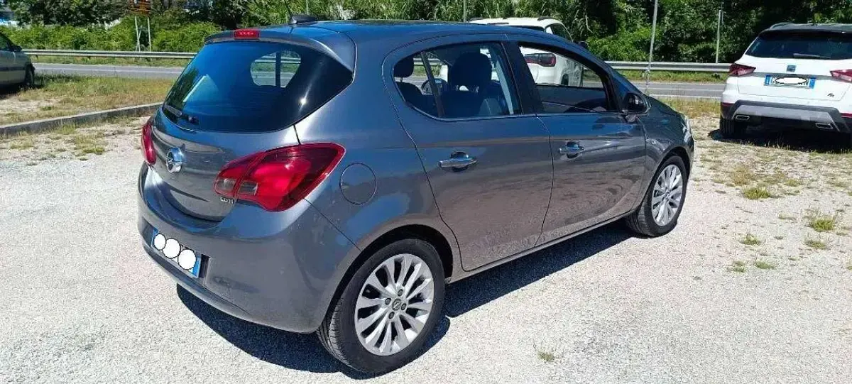 Usata Opel Corsa Cosmo 75 CV (55 kW) 2018 Grigio Utilitaria