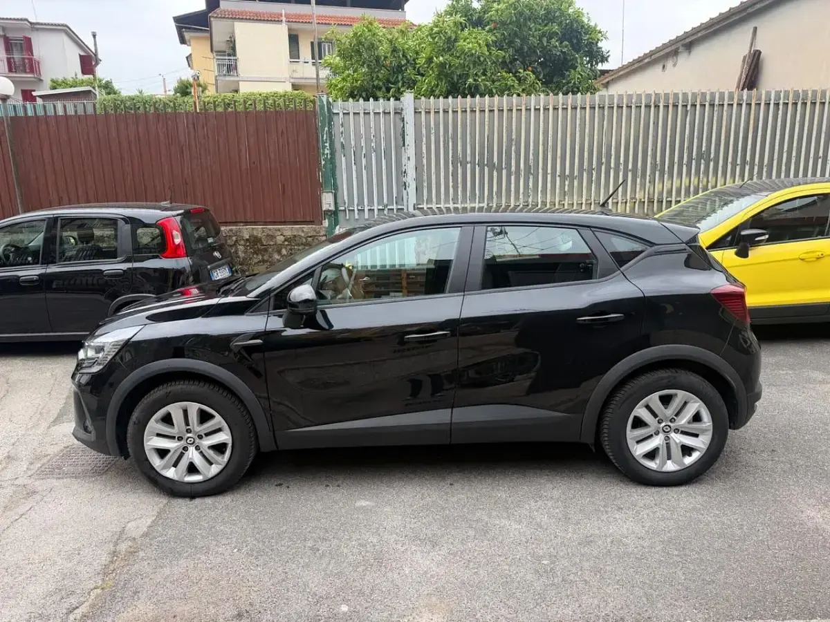 Usata Renault Captur Techno 140 CV (102 kW) 2023 Nero SUV