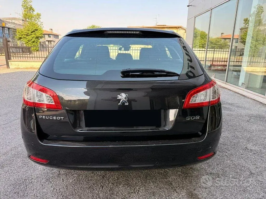 Usata Peugeot 508 Allure 120 CV (88 kW) 2017 Blu Station wagon
