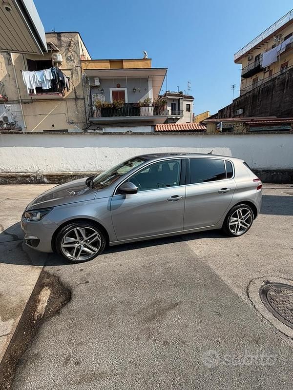 Usata Peugeot 308 120 CV (88 kW) 2016 Grigio Berlina