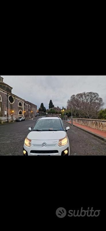 Begagnad Citroën C3 95 HK (69 kW) 2013 Vit Minibuss