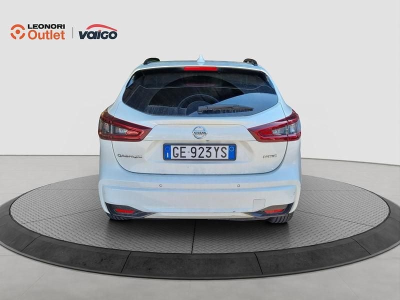 Usado Nissan Qashqai N-TEC 115 HP (84 kW) 2021 Branco SUV