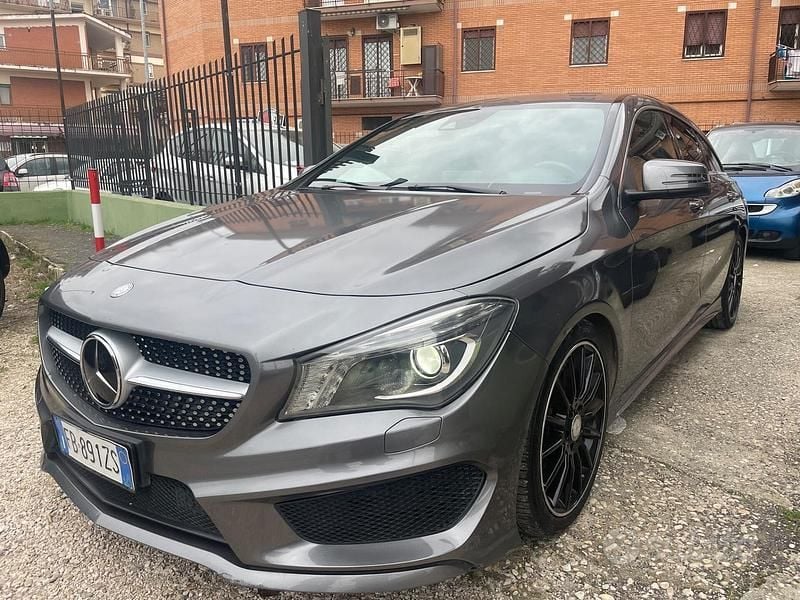Usata Mercedes CLA220 Premium 176 CV (129 kW) 2016 Grigio Berlina