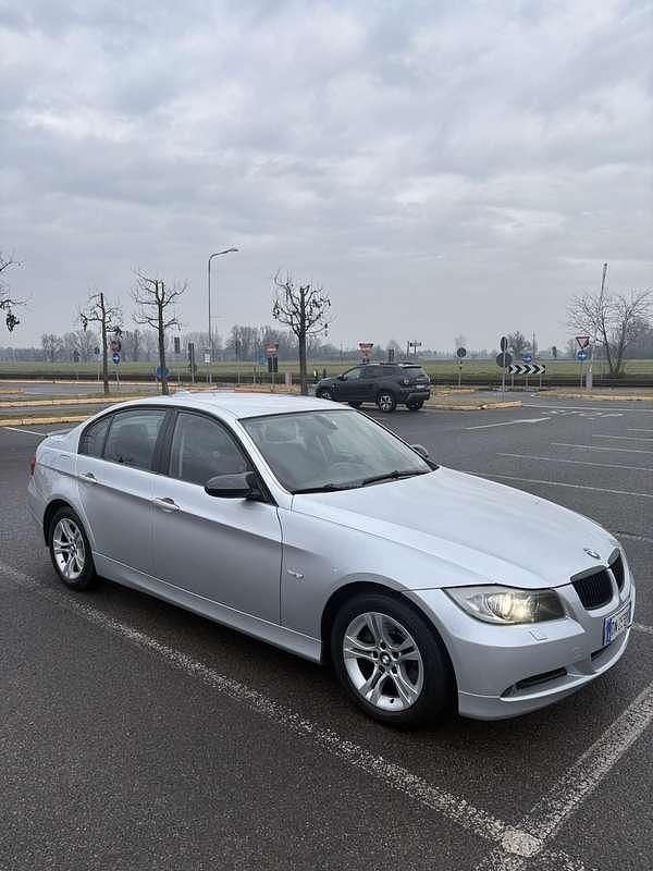 Usata BMW 320 177 CV (130 kW) 2008 Berlina