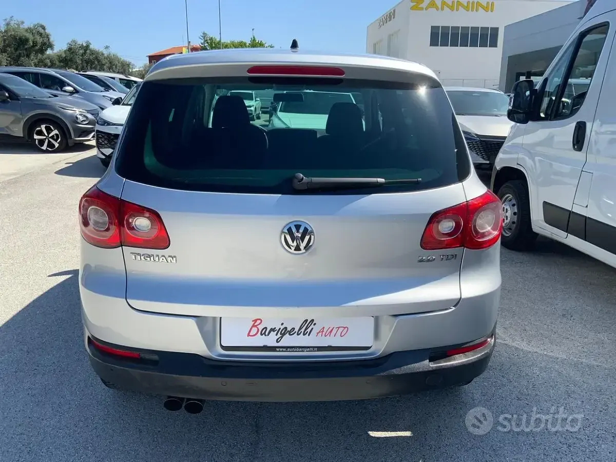 Usata VW Tiguan Sportline 140 CV (102 kW) 2009 Grigio SUV