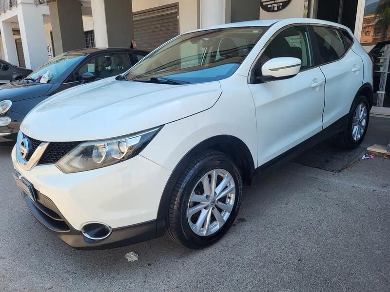 Bianco Usata 2016 Nissan Qashqai Acenta SUV | 12.999 € (Buon prezzo) - Immagine 1/4