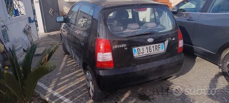 Gebraucht Kia Picanto 61 PS (44 kW) 2007 Schwarz Kleinwagen