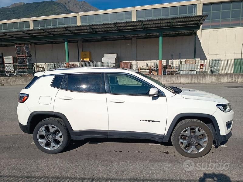 Usata Jeep Compass Limited 140 CV (102 kW) 2019 Bianco SUV